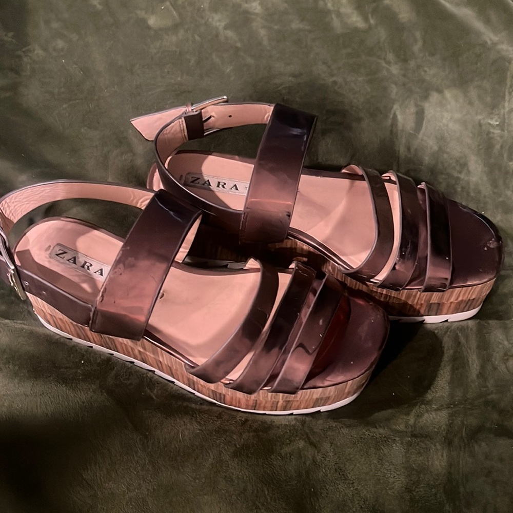 Bronze zara platforms size 38